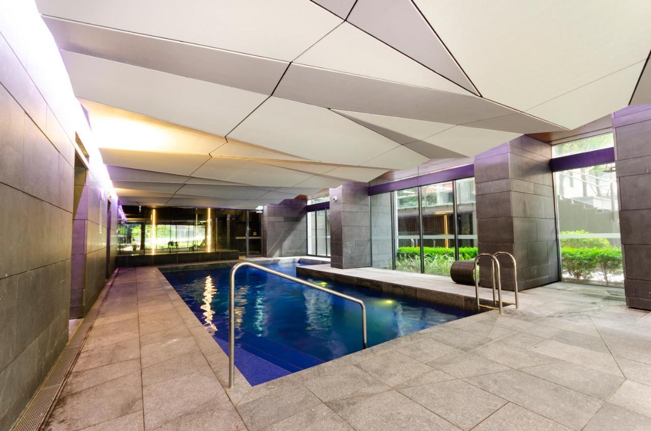 2Br Cbd Pad, City Views, Free Parking, Pool, Gym 멜번 외부 사진